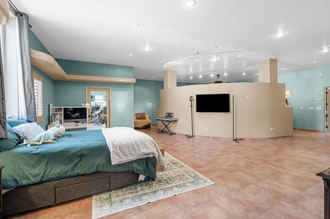 Master Suite | Image 30