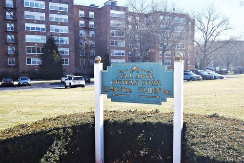 4j-211-10 18th Ave, Bayside, NY, 11360-1505 | Card Image