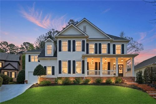 5069 Tarry Glen Dr, Suwanee, GA, 30024-7582 | Card Image