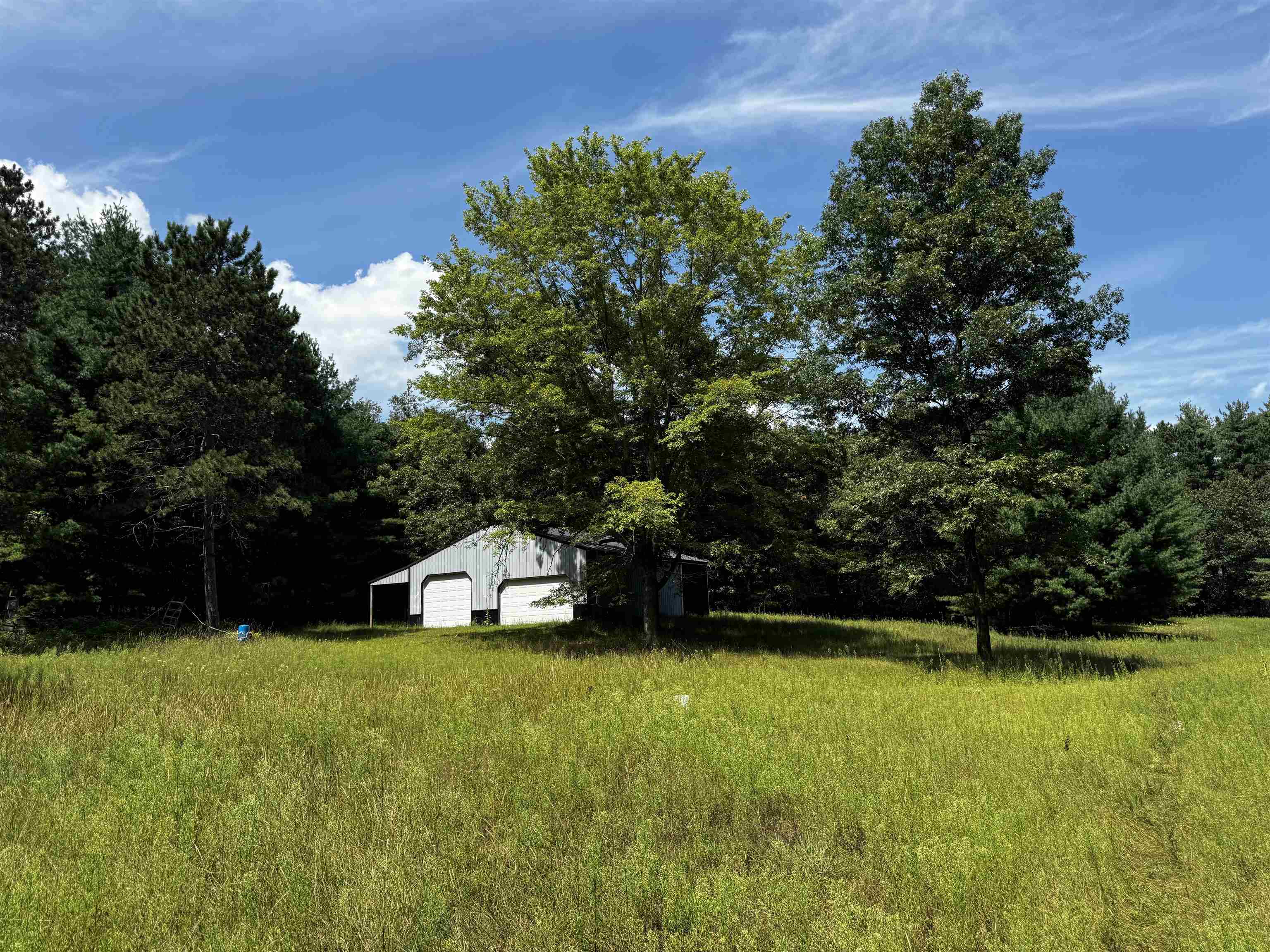 2nd Ave, Oxford, WI 53952