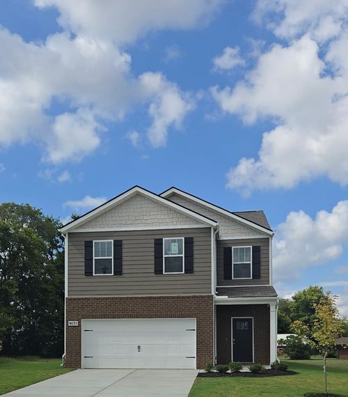 9035 Bluestem Cir, Bowling Green, KY, 42104-5622 | Card Image