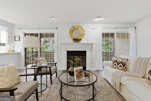 23 Chelsea Ct, Avondale Estates, GA, 30002-1500 | Card Image