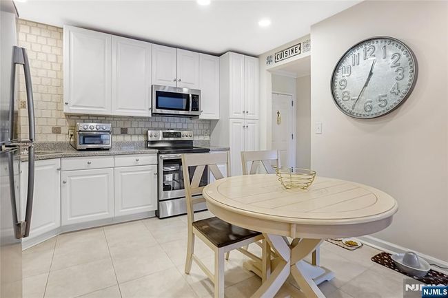 8915 Bergenwood Ave, Condo with 1 bedrooms, 1 bathrooms and null parking in North Bergen NJ | Image 7