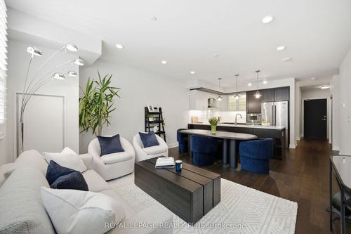 117-1575 Lakeshore Rd W, Mississauga, ON, L5J0B1 | Card Image