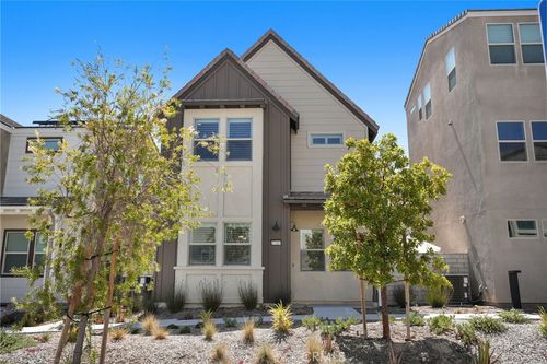 27367 Thunder Ridge Ct, Valencia, CA, 91381-0786 | Card Image