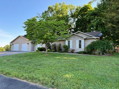 70 Panda Lane, House other with 4 bedrooms, 2 bathrooms and null parking in Russell Springs KY | Image 1