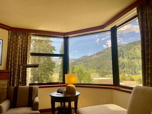 342-344-400 Resort Rd, Olympic Valley, CA, 96146-1095 | Card Image