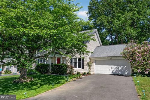 10142 Marshall Pond Rd, BURKE, VA, 22015-3730 | Card Image