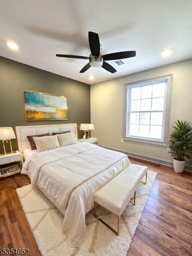 90 Seaview Ave, Home with 6 bedrooms, 4 bathrooms and null parking in Jersey City NJ | Image 32