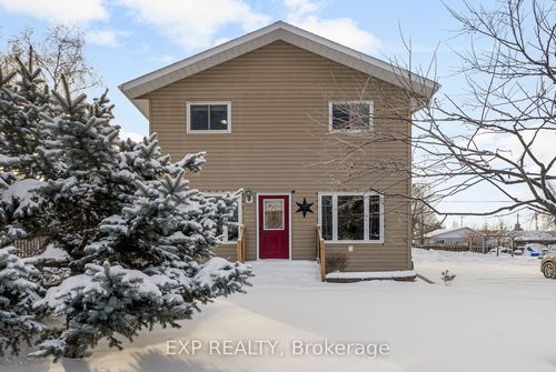 395 Lisgar Ave, Renfrew, ON, K7V3N3 | Card Image