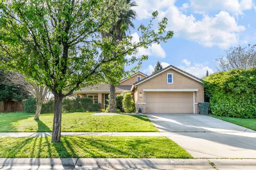 2084 Knights Ferry Dr, Plumas Lake, CA, 95961-9070 | Card Image