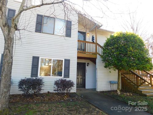 1695 Hunters Trl, Rock Hill, SC, 29732-1765 | Card Image