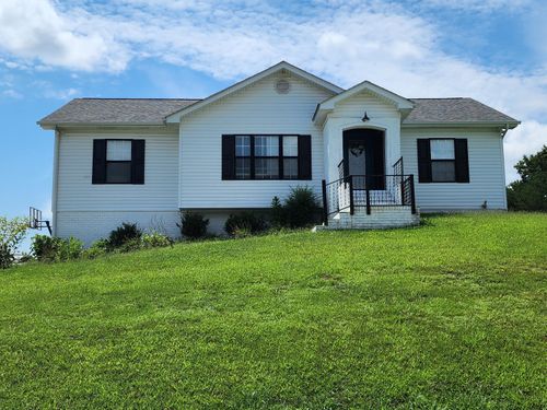 9739 Falcon Crest Dr, Ooltewah, TN, 37363-9820 | Card Image