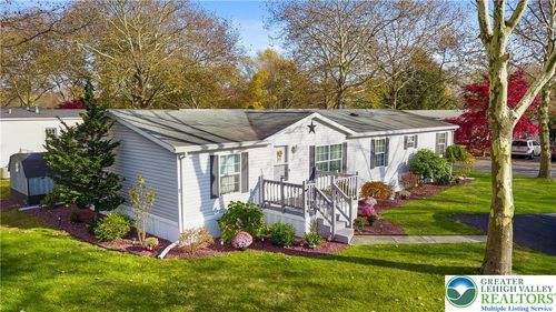 8 Cedar Ct, BATH, PA, 18014-2126 | Card Image