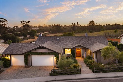 7 Baker Ln, GOLETA, CA, 93117-1359 | Card Image