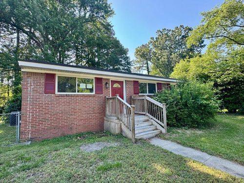 533 Mclean St, Portsmouth, VA, 23701-4307 | Card Image