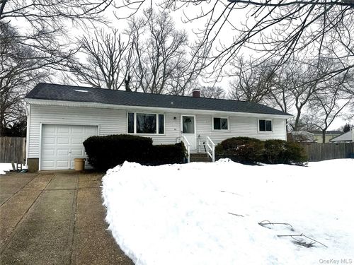 65 Rock Rd, Islip Terrace, NY, 11752-1923 | Card Image