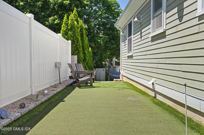 22 Maplewood Dr, House other with 5 bedrooms, 5 bathrooms and null parking in Cos Cob CT | Image 18