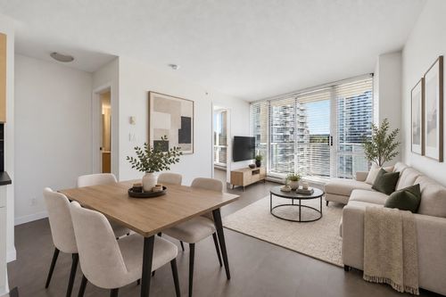 1007-13618 100 Avenue, Surrey, BC, V3T0A8 | Card Image