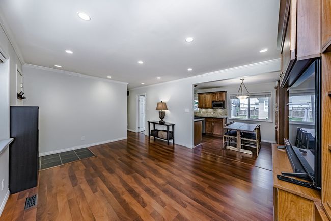 2643 Larkin Ave, House other with 4 bedrooms, 3 bathrooms and 4 parking in Port Coquitlam BC | Image 4