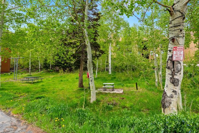 Outside View | Image 24