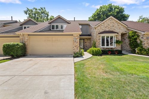 500 W Evergreen St, Wheaton, IL, 60187-5014 | Card Image