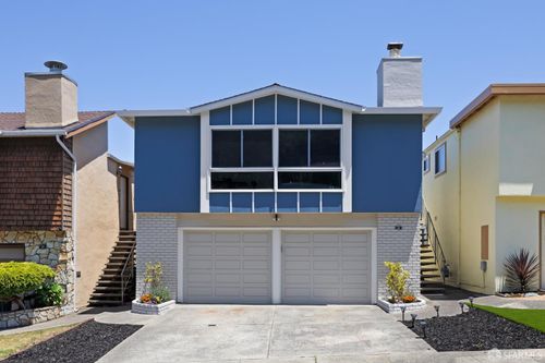 31 Canterbury Ave, Daly City, CA, 94015-4435 | Card Image