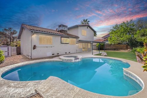 1621 Amalfi Ct, Las Vegas, NV, 89117-1165 | Card Image