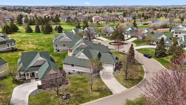 9946 Wellington Ln, Townhouse with 4 bedrooms, 3 bathrooms and null parking in Woodbury MN | Image 46