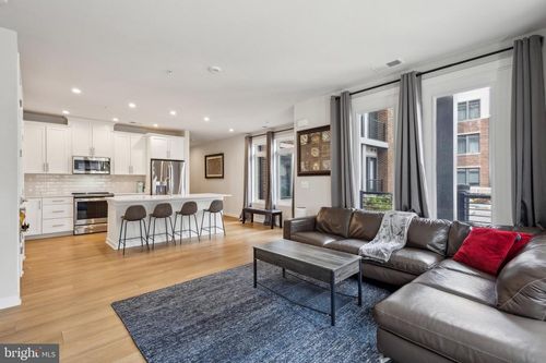 unit-101a-1669 Bandit Loop, RESTON, VA, 20190-4883 | Card Image