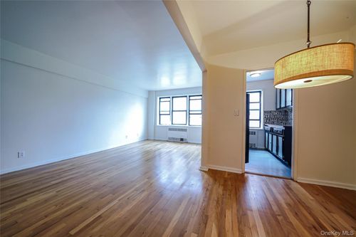 apt-207-1 Fisher Dr, Mount Vernon, NY, 10552-3607 | Card Image