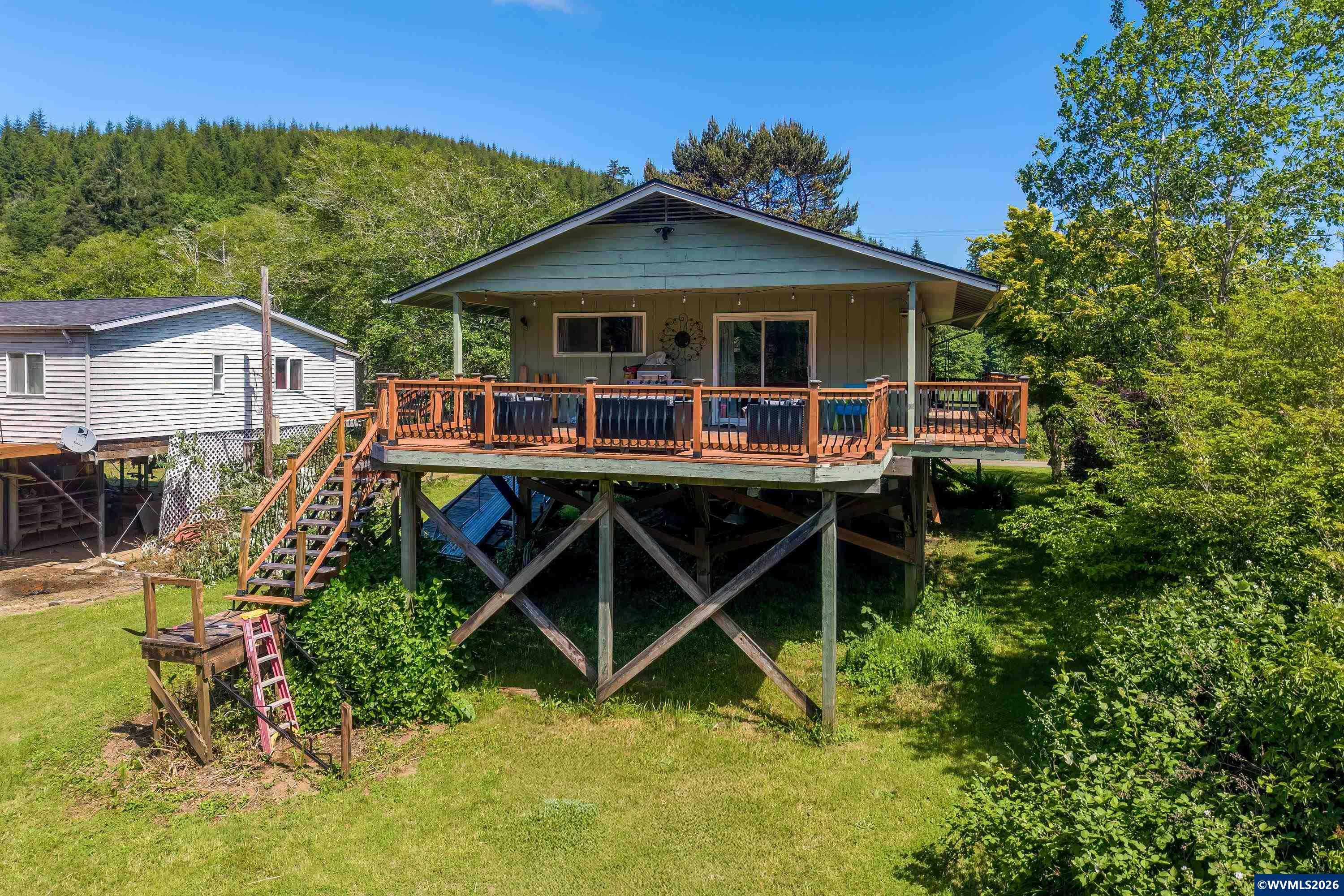 Residential in Lincoln City 4