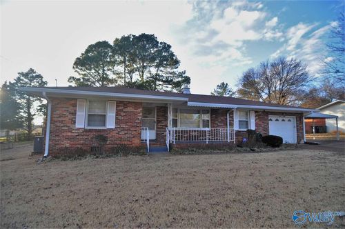 1111 Retlaw St Nw, Huntsville, AL, 35816-2355 | Card Image
