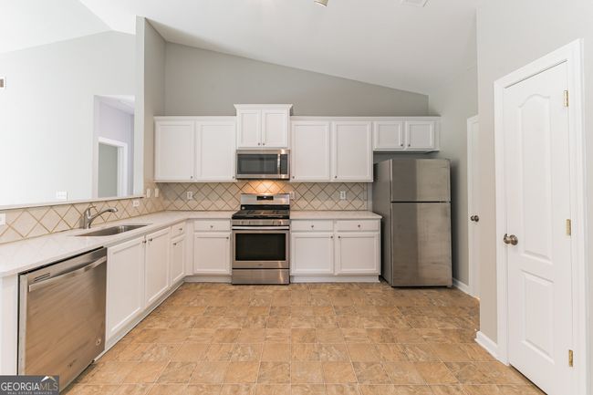3510 Arbroath Dr, House other with 3 bedrooms, 2 bathrooms and null parking in Douglasville GA | Image 7