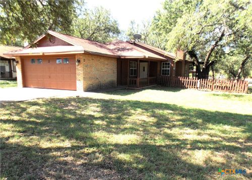 2 Rawhide Cir, Belton, TX, 76513-6515 | Card Image