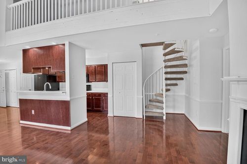 302-9816 Lake Pointe Ct, UPPER MARLBORO, MD, 20774-4722 | Card Image