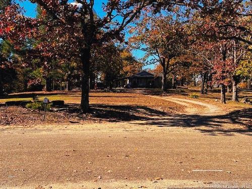 143 Standpipe Rd, Hot Springs, AR, 71913-9285 | Card Image