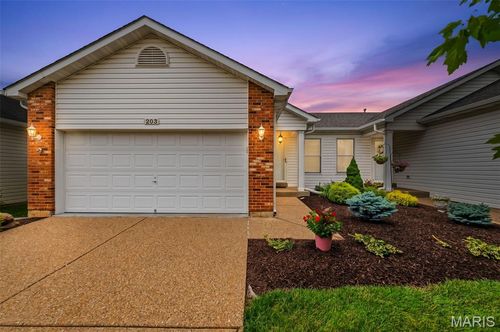 36a-203 Maryland Dr, O Fallon, MO, 63366-1164 | Card Image