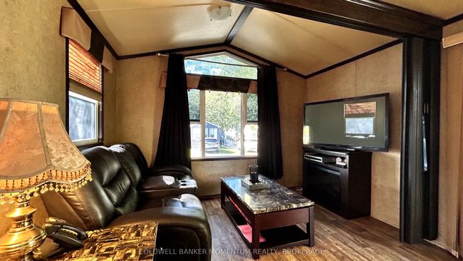 255 - 8845 Lundy's Lane, House other with 1 bedrooms, 1 bathrooms and 1 parking in Niagara Falls ON | Image 11