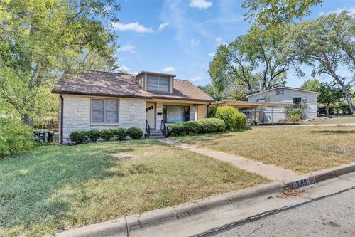 3810 Brookview Rd, Austin, TX, 78722-1324 | Card Image