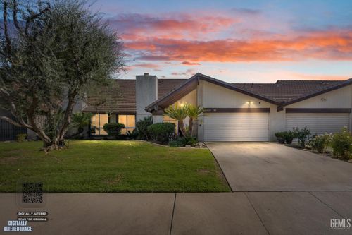 10-3200 El Encanto Ct, Bakersfield, CA, 93301-1546 | Card Image