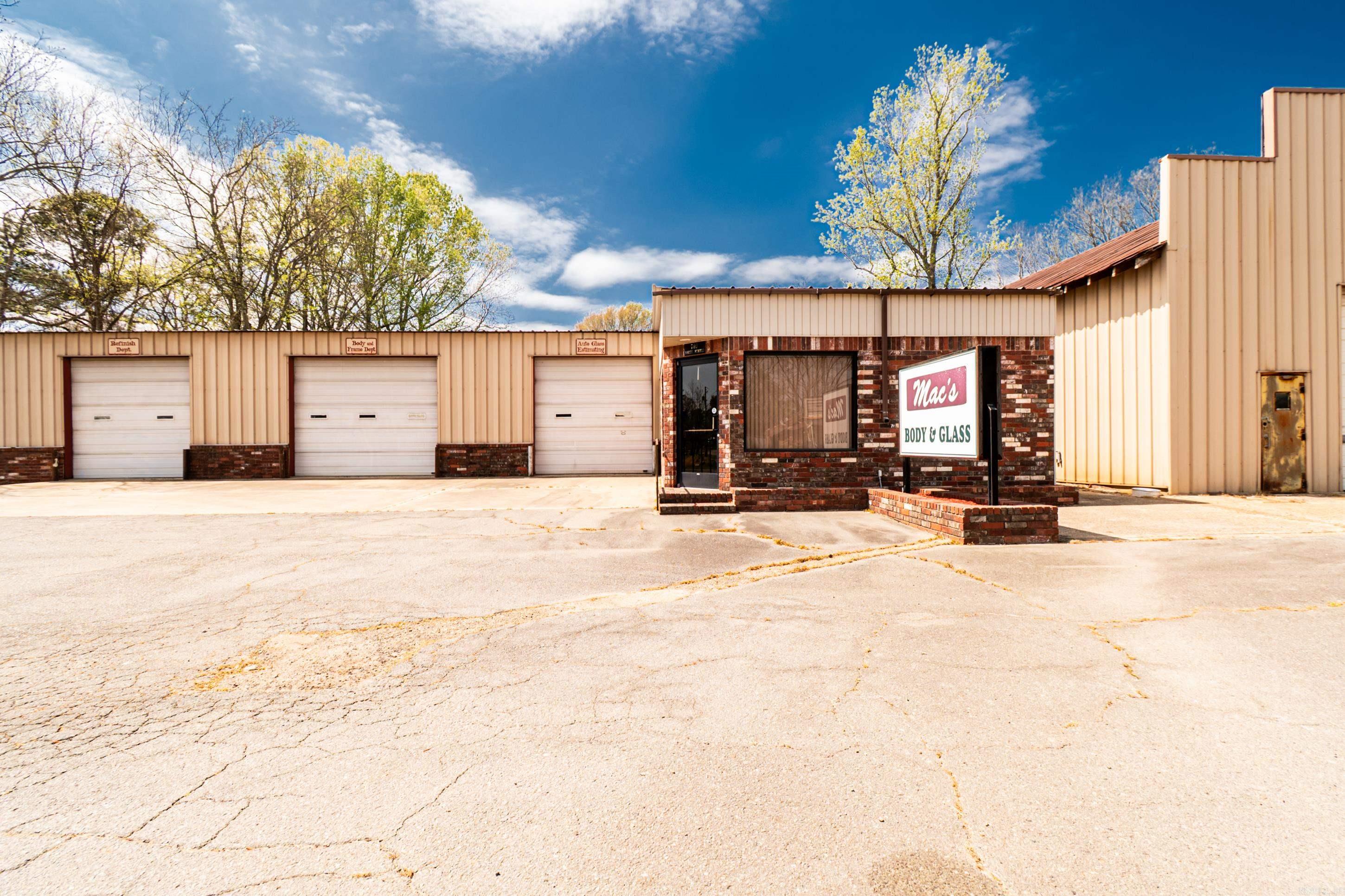 709 N Myrtle St, Warren, AR 71671