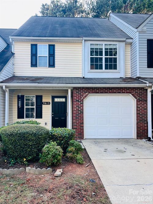 9613 Jack Russell Ct, Charlotte, NC, 28269-5207 | Card Image