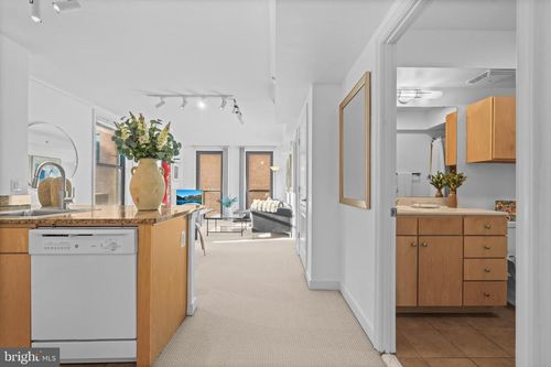 apt-635-631 D St Nw, WASHINGTON, DC, 20004-2938 | Card Image
