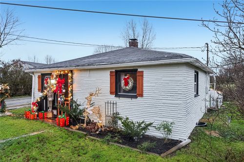 569 Tukosh St, Tarrs, PA, 15688-1109 | Card Image