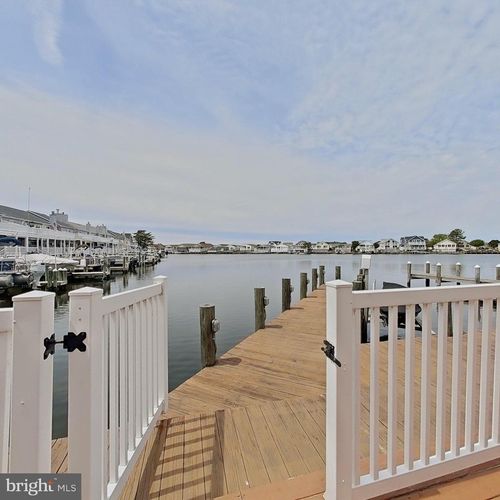 505 S Surf Rd, OCEAN CITY, MD, 21842-5828 | Card Image