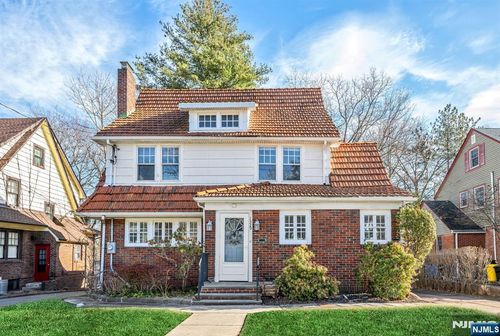 1329 Dickerson Rd, Teaneck, NJ, 07666-2817 | Card Image