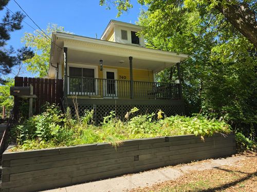740 37th Ave Ne, Minneapolis, MN, 55421-3607 | Card Image