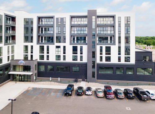 apt-515-300 Main Ave, Fargo, ND, 58103-5568 | Card Image