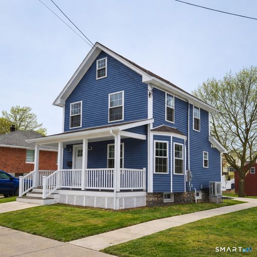 11 Beebe St, Naugatuck, CT, 06770-3916 | Card Image